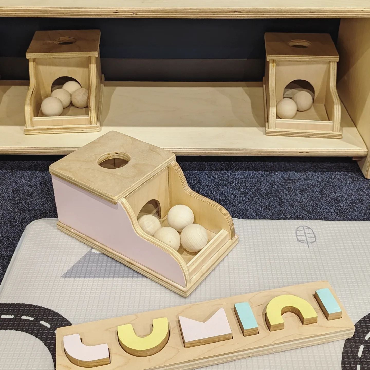 Object permanence box